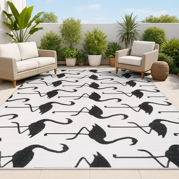 Liana Casual Coastal Flamingos Two-tone Indoor/Outdoor Area Rug